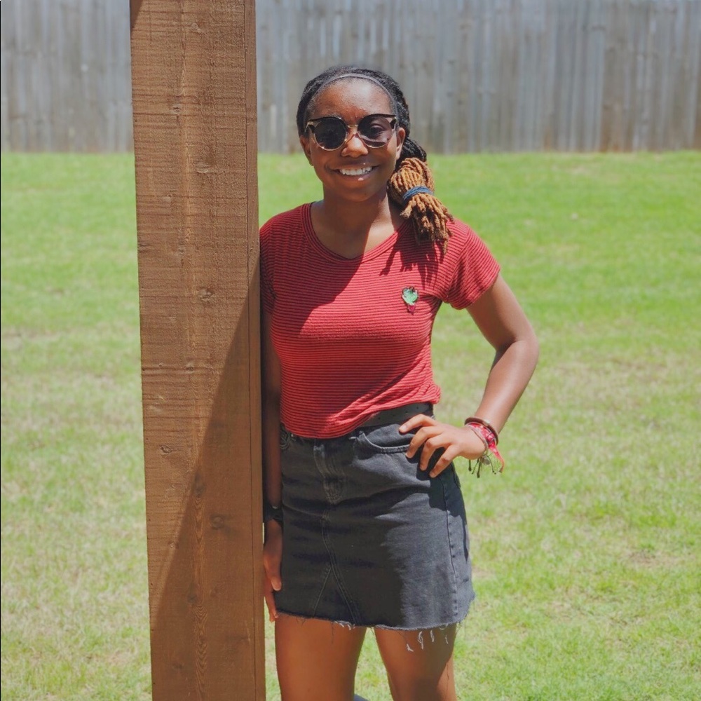 Meet your Posher, Cece